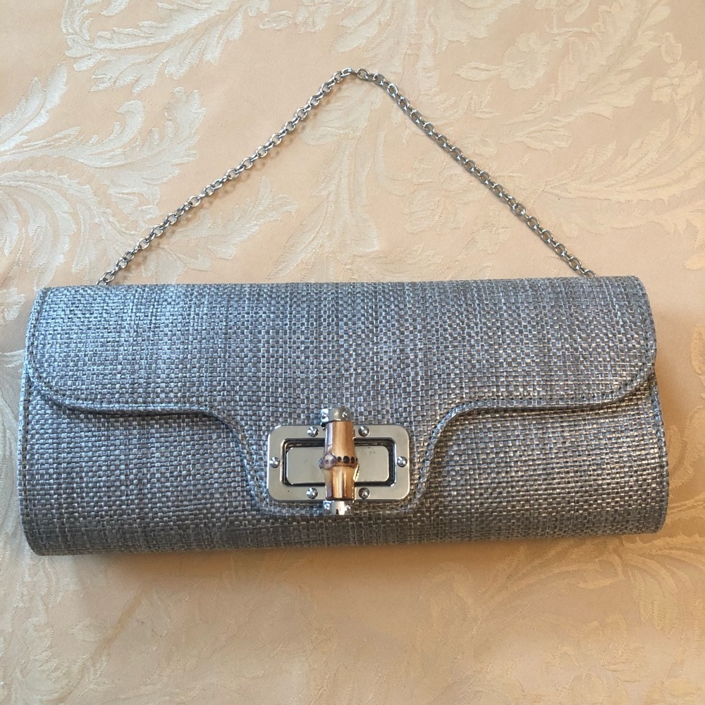 SOLD! Beautiful Gray with Gold Tone fashion clutch. Cleaned inside and out.❤️